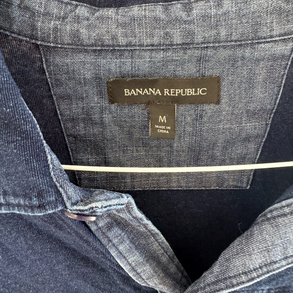 Banana Republic Indigo Chambray Button-Down Shirt - Picture 3 of 4